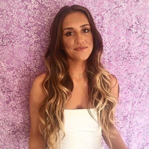 Meet your Posher, Jenna